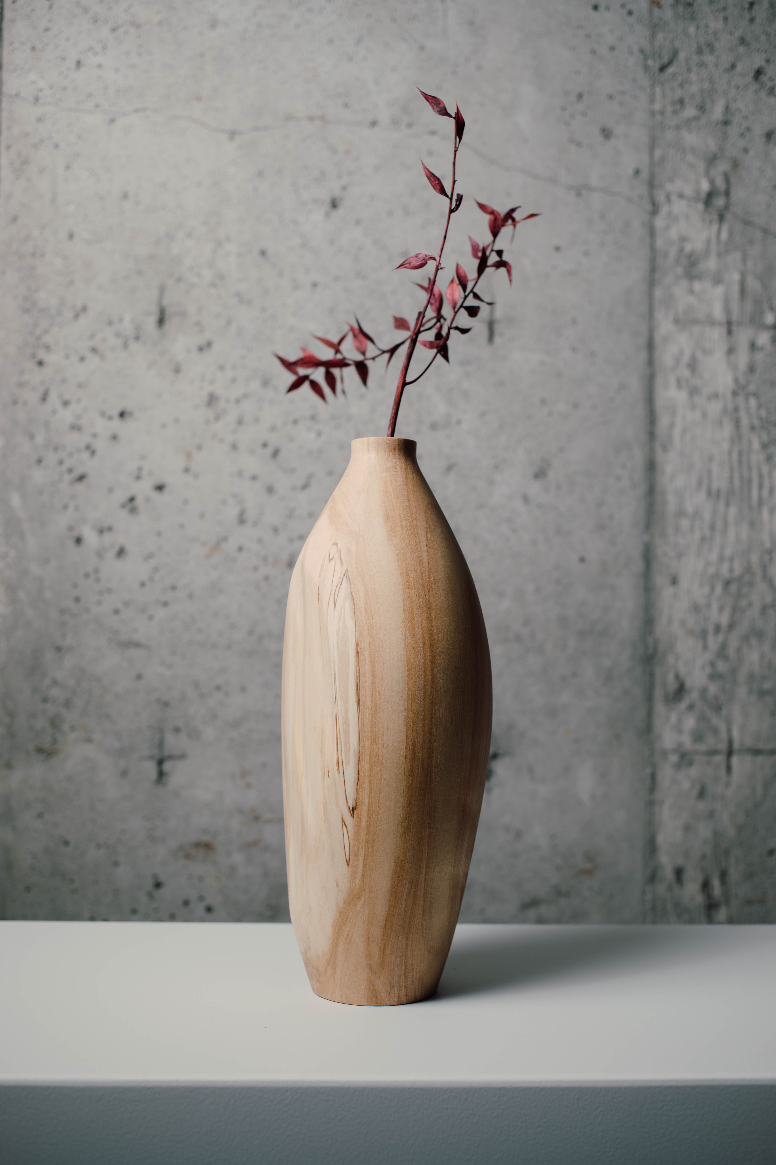Handmade wooden vase canada. Used with dried flowers.